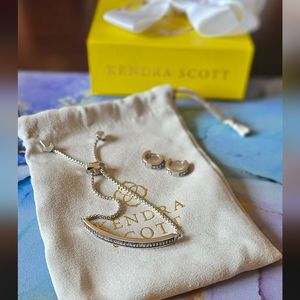 KENDRA SCOTT nwot bracelet and matching earrings. Bag box and bow